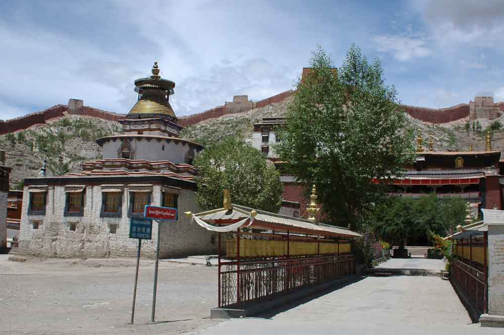 53 - Tibet - Gyantse, monasterio de Phalkor